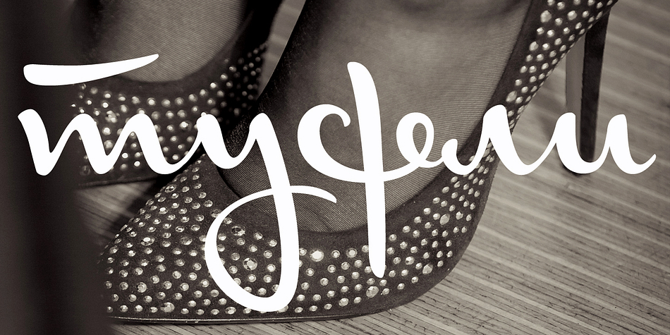 It combines a clear, self-confident stroke with the calligraphic features so typical for Franz Kafka’s handwriting.