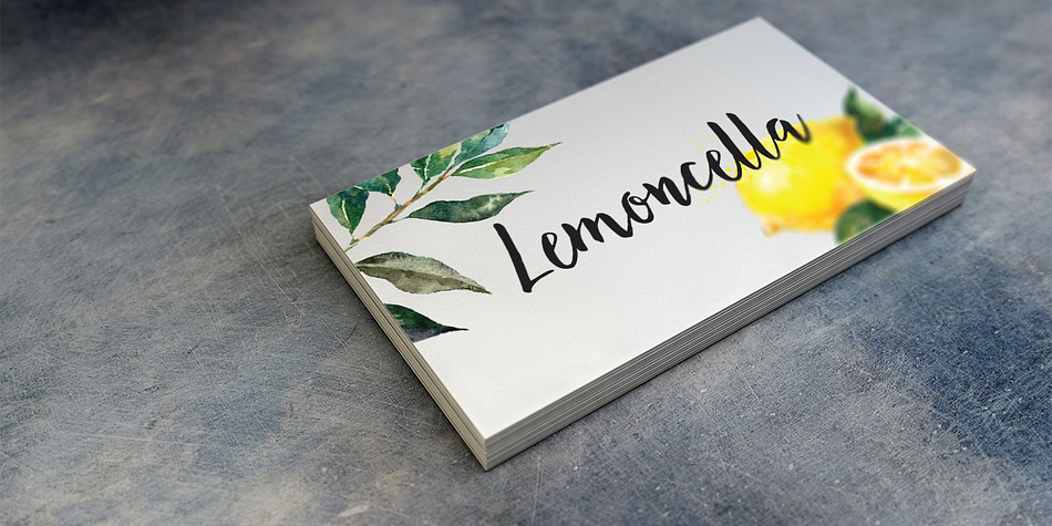 Displaying the beauty and characteristics of the Lemonfish font family.